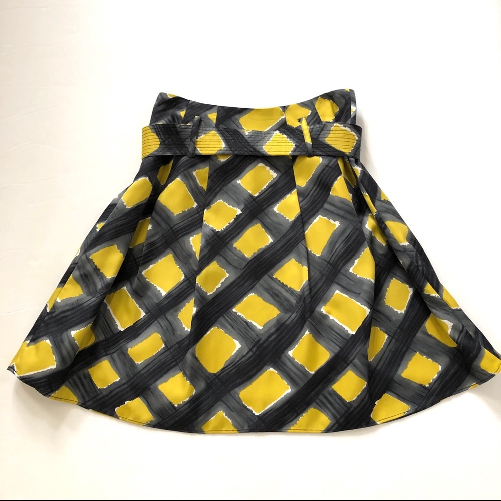 The Limited Gray & Gold Print Pleated Flare Skirt - Picture 7 of 8